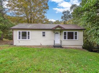 36 Hilltop Dr, Monroe, NY