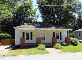 16 11th St, Greenville, SC 29611