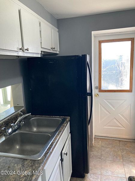 5th image of 204 Clinton Avenue
