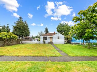 13410 1st Ave SW, Burien, WA 98146