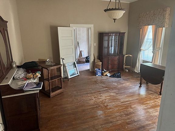 2nd image of 517 State Highway Loop #177