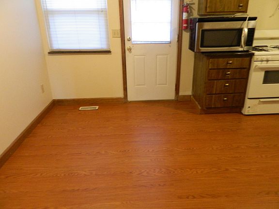 Kitchen Dinette Area