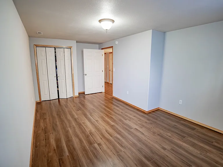 1268 W Bentwood Loop — Photo 37