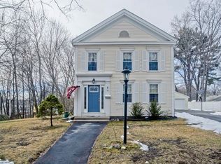 74 High St, South Hadley, MA 01075