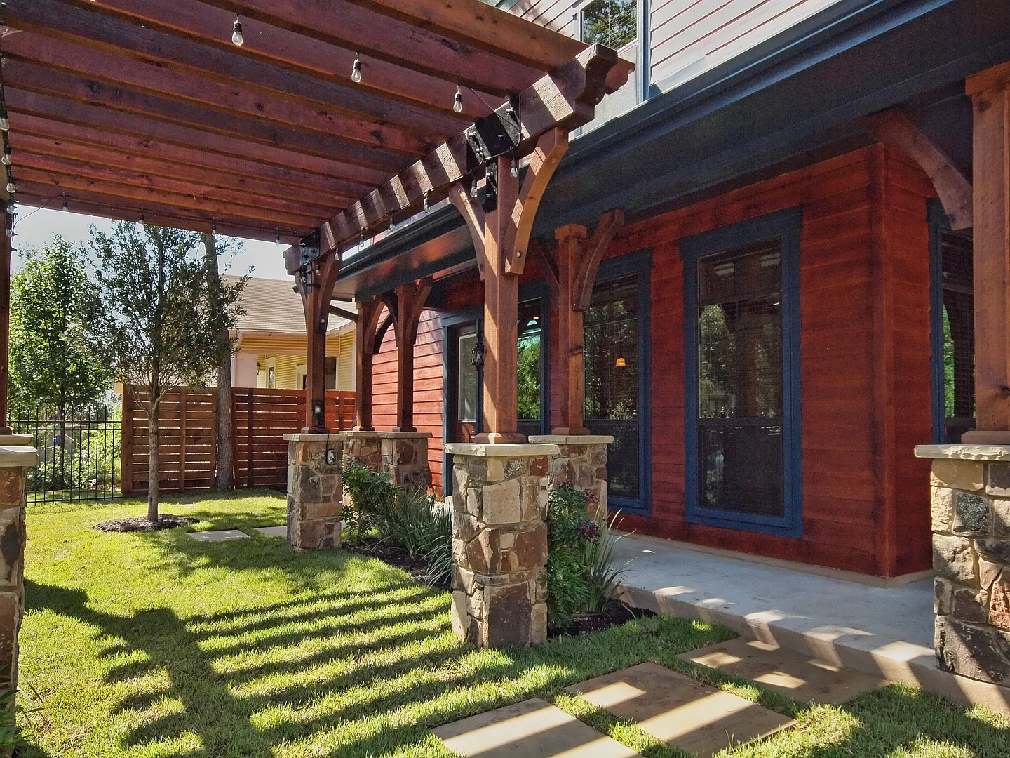 Ut Pre Lease: Luxury 6 Bed / 3.5 Bath Home Located In West Campus — Photo 4
