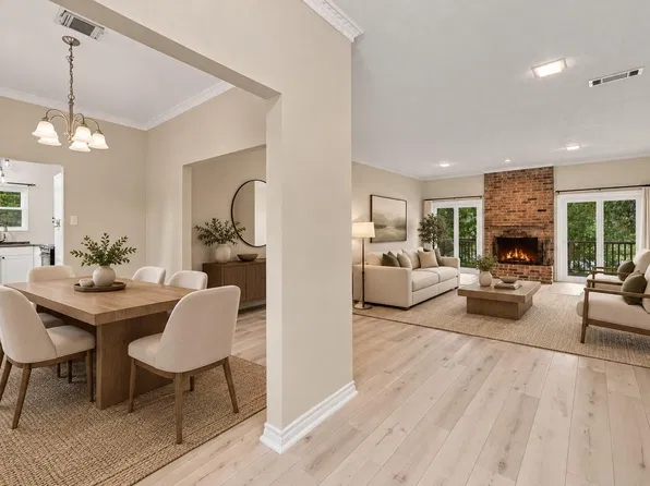 713 Palmer Dr, Conroe, TX 77302
