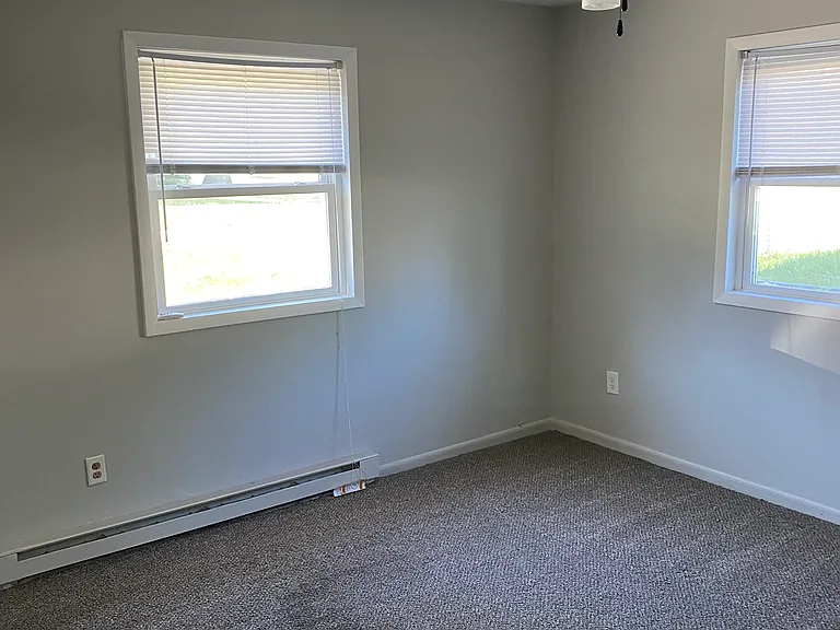 275 E Prairie St #1-A — Photo 8