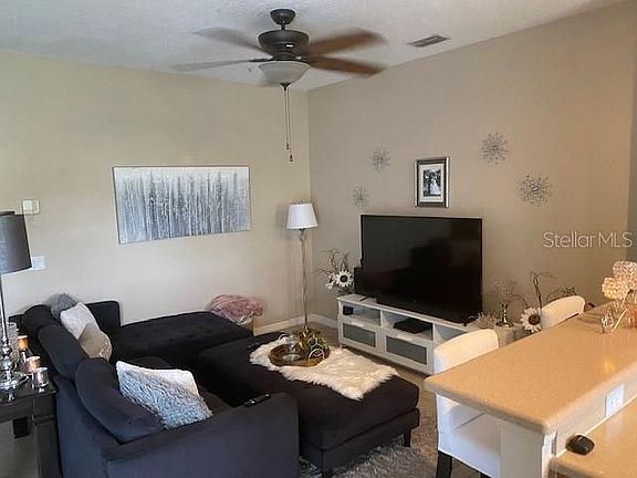 3rd image of 464 Scarlatti Ct