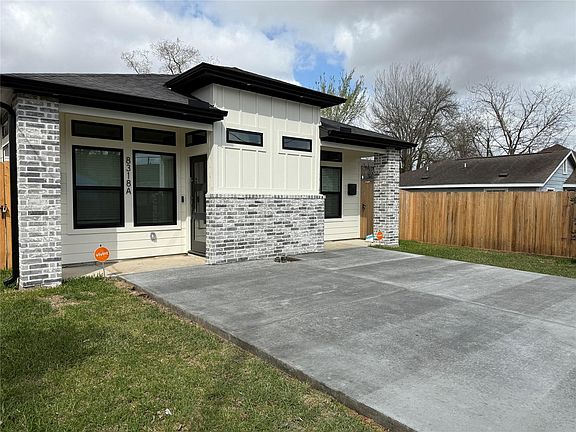 2nd image of 8318 Brandon St