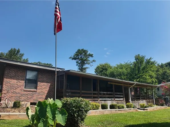 21 Lady Marian Dr NE, Rome, GA 30161