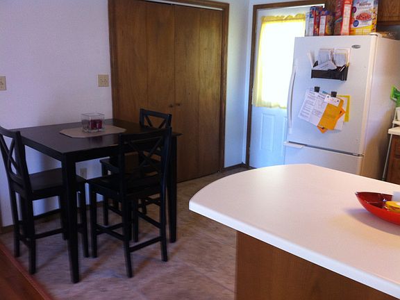 4th image of 1220 Adam Dr