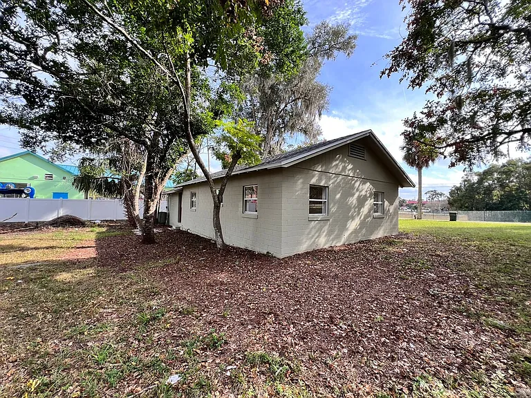 107 Oakland Dr — Photo 11