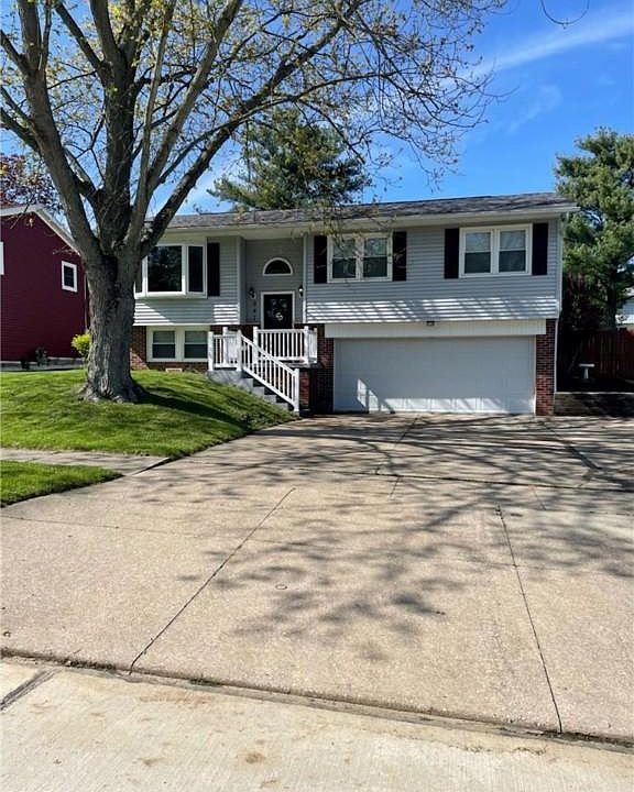 1st image of 947 Marilyn Dr