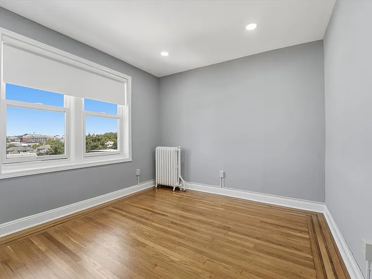 6045 Boulevard East #E4 — Photo 11