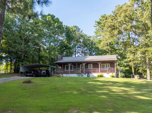 710 Patterson Lake Rd SE, Jacksonville, AL 36265