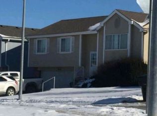 6507 N 112th St, Omaha, NE 68164