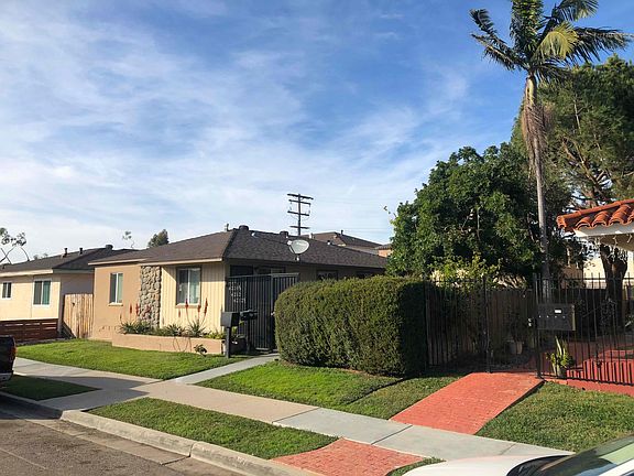 5th image of 6212 1/2 Stanley Ave