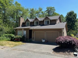 15615 48th Ave W, Edmonds, WA 98026