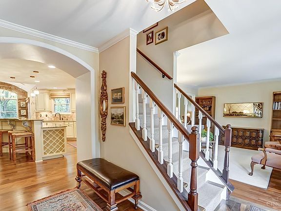 5th image of 7015 Pinemill Dr