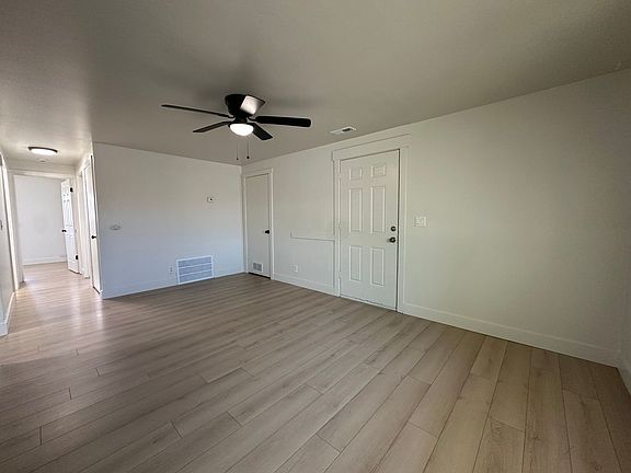 4th image of 1801 W Parkway Blvd #1831-3