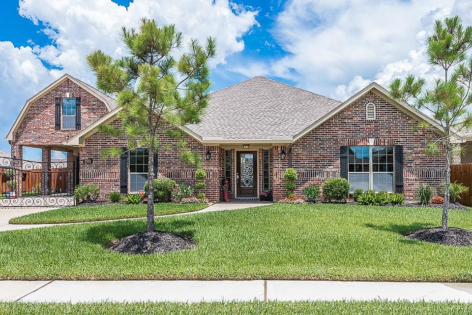 1st image of 2501 Florence Dr