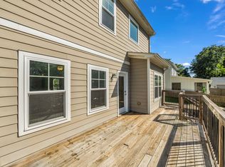 722 Scales Rd, Suwanee, GA 30024