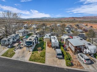 81 Cinder St, Hurricane, UT 84737