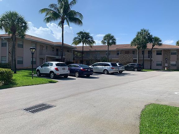 2nd image of 8431 Royal Palm Blvd