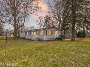 153 W Sanborn Ave, Croswell, MI 48422