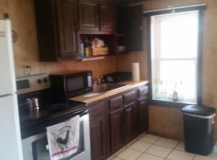 192 Auburn St APT 2, Auburn, MA 01501