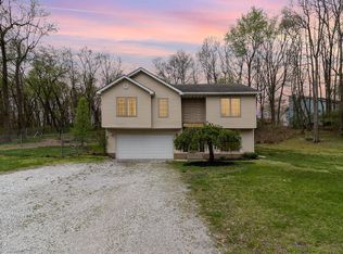 9600 N Charter Rd, Demotte, IN 46310