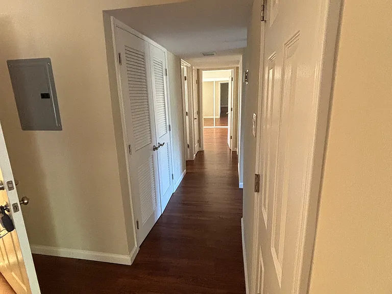 825 Menlo Ave #F — Photo 14