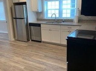 587 Rutledge Ave APT B, Charleston, SC 29403