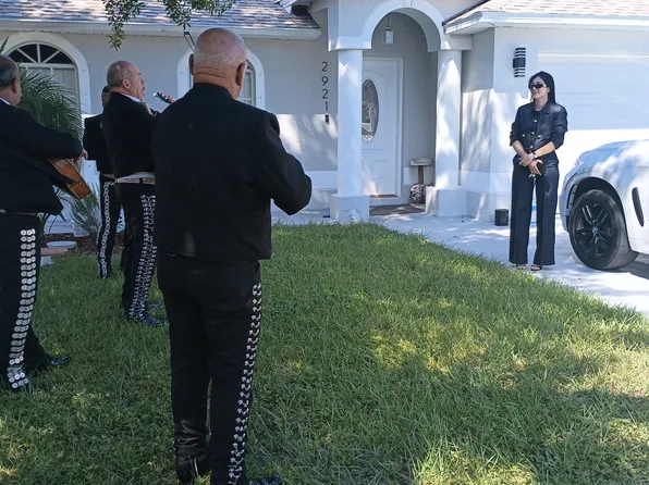 2921 W Ivy St, Tampa, FL 33607