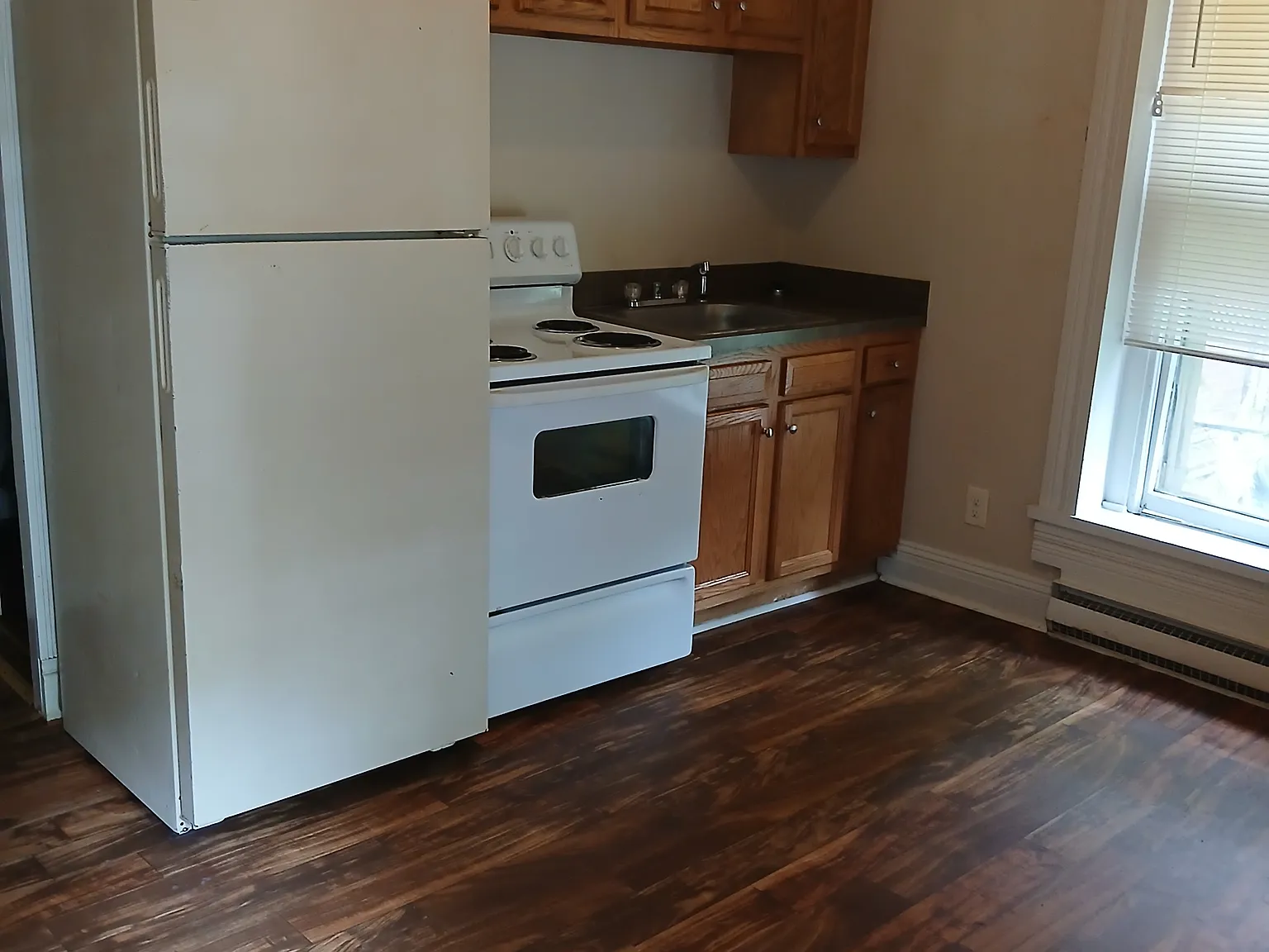 Studio, $625 — Photo 4