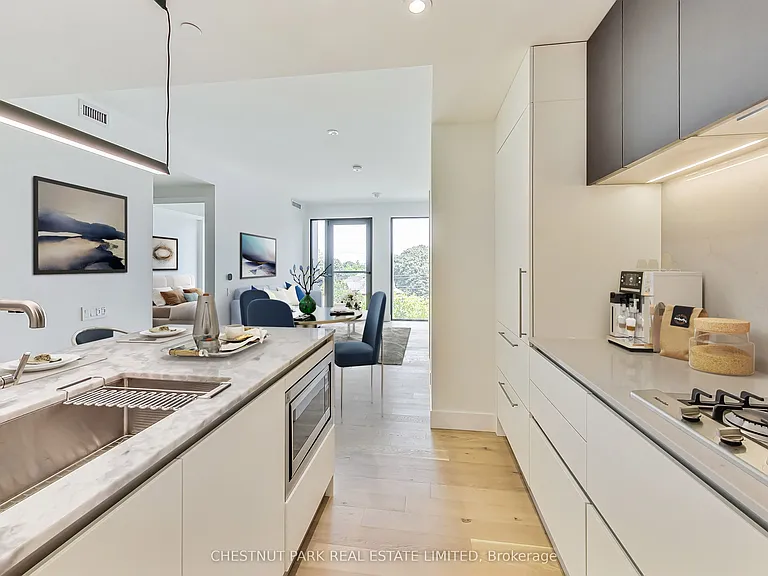 1414 Bayview Ave #404 — Photo 3