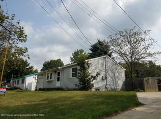 5321 Hughes Rd, Lansing, MI 48911