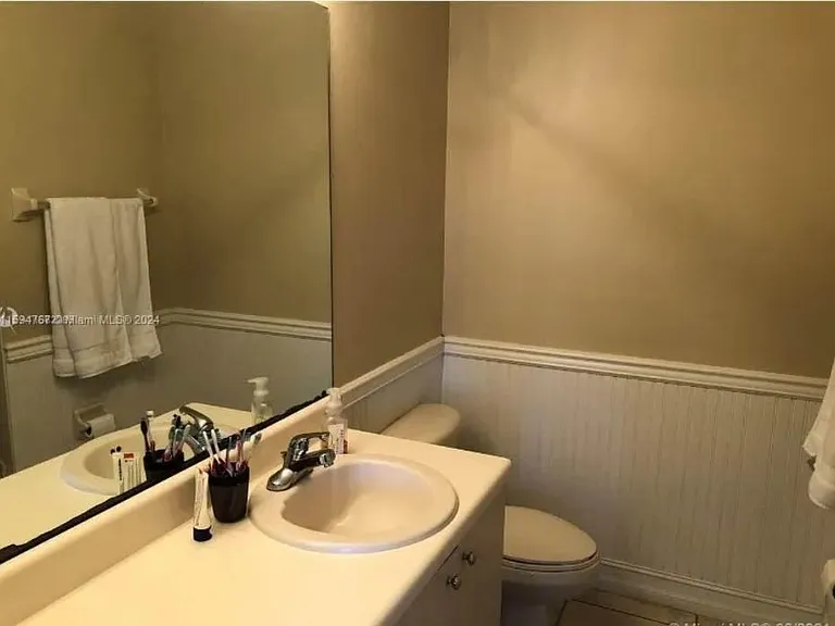 4310 Vineyard Cir #4310 — Photo 11