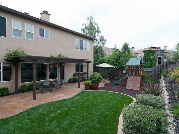 2nd image of 1837 Grazziani Way