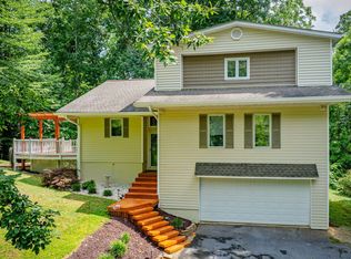 312 Sourwood Hills Rd, Bristol, TN 37620