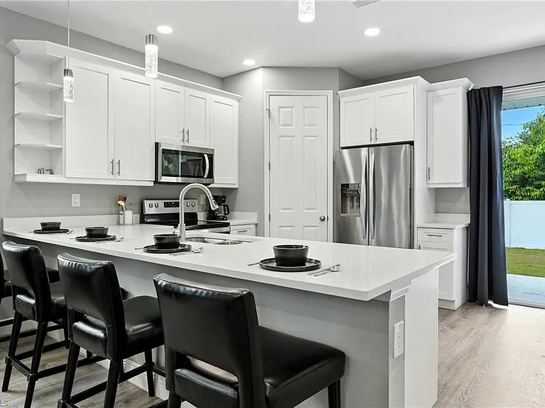 10140 Carolina St — Photo 8