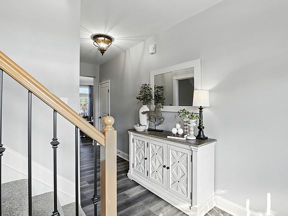 4th image of 10213 Highmeadow Ln