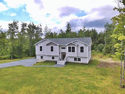 64 Lindsay Drive, Levant, ME, 04456