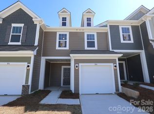 814 Earhart St NW, Concord, NC 28027