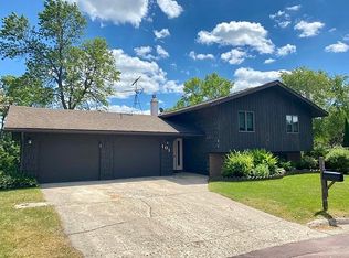 101 E Park Pl, Olivia, MN 56277