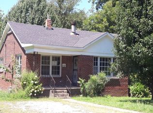 303 Central St, Bolivar, TN 38008