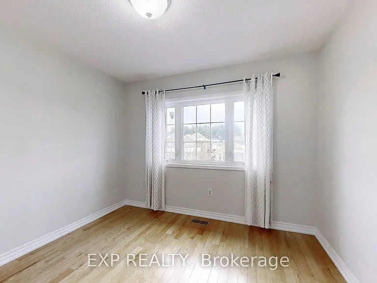 8 Hacienda Dr — Photo 22