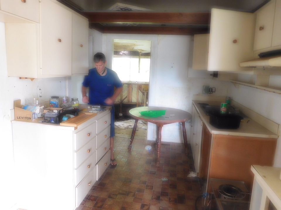 1st image of 1089 Marion St