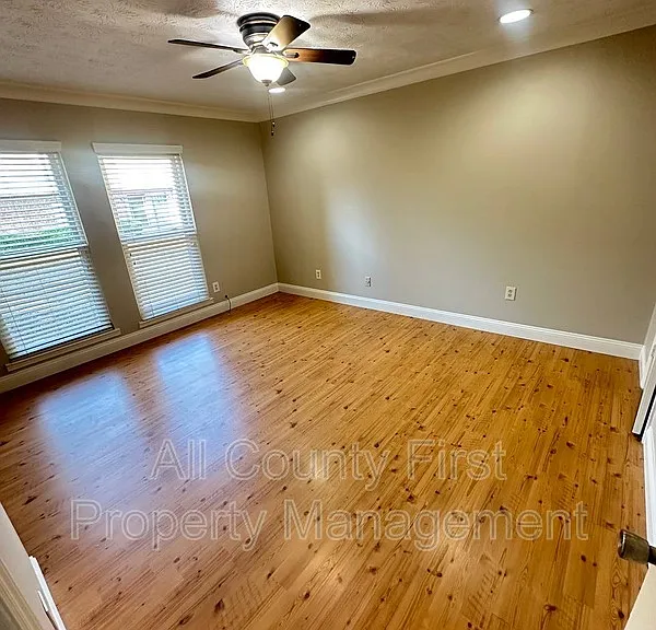 3162 Citrus Ct — Photo 6