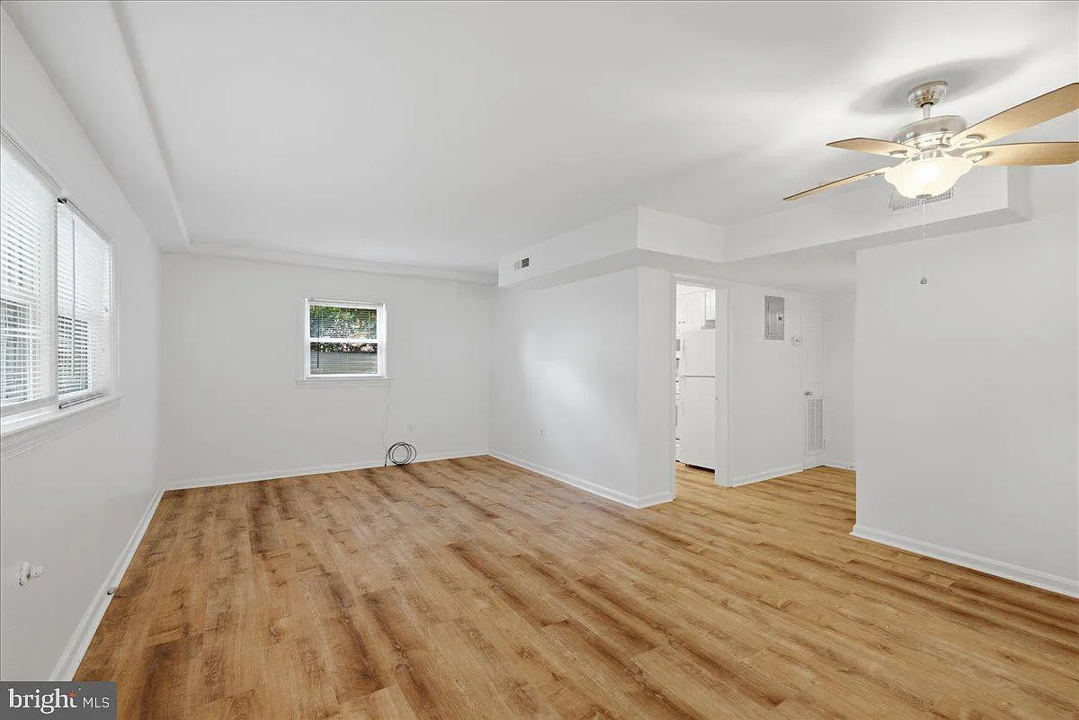 2 bed, 750 sqft, $1,695 — Photo 3